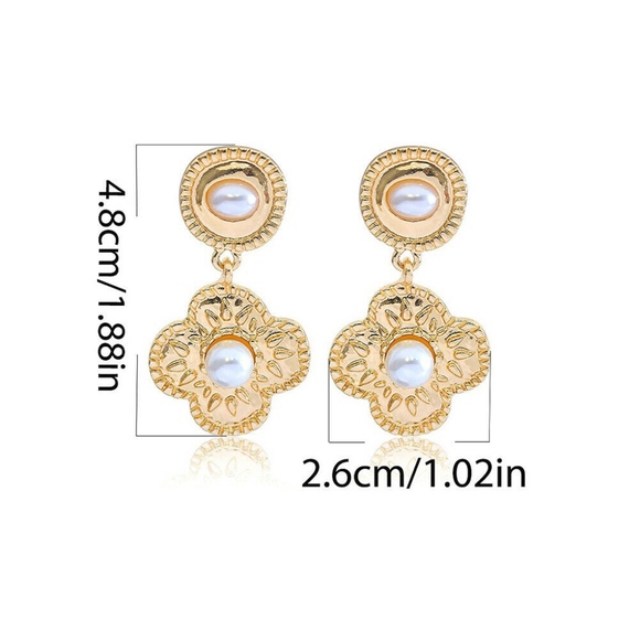 Lucky Four Leaf Clover Faux Pearl Gold Earrings - Picture 6 of 6